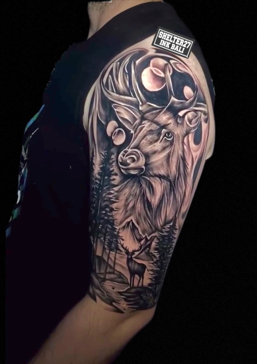 Black & Grey, Realism